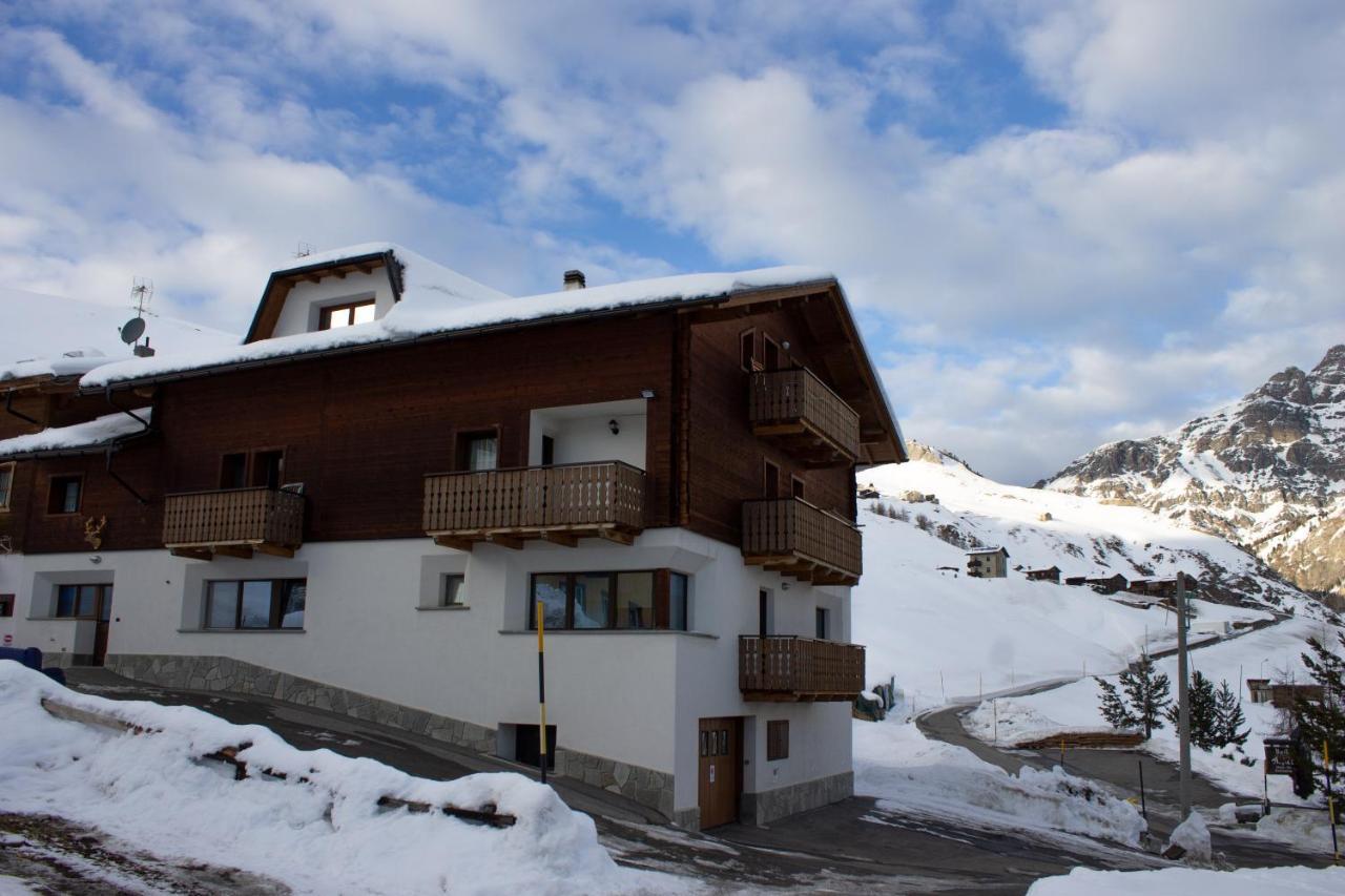 Apartment Il Nocciolino Livigno Exterior foto