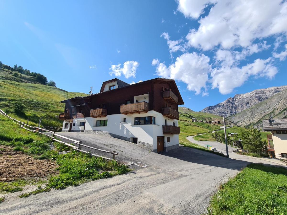 Apartment Il Nocciolino Livigno Exterior foto